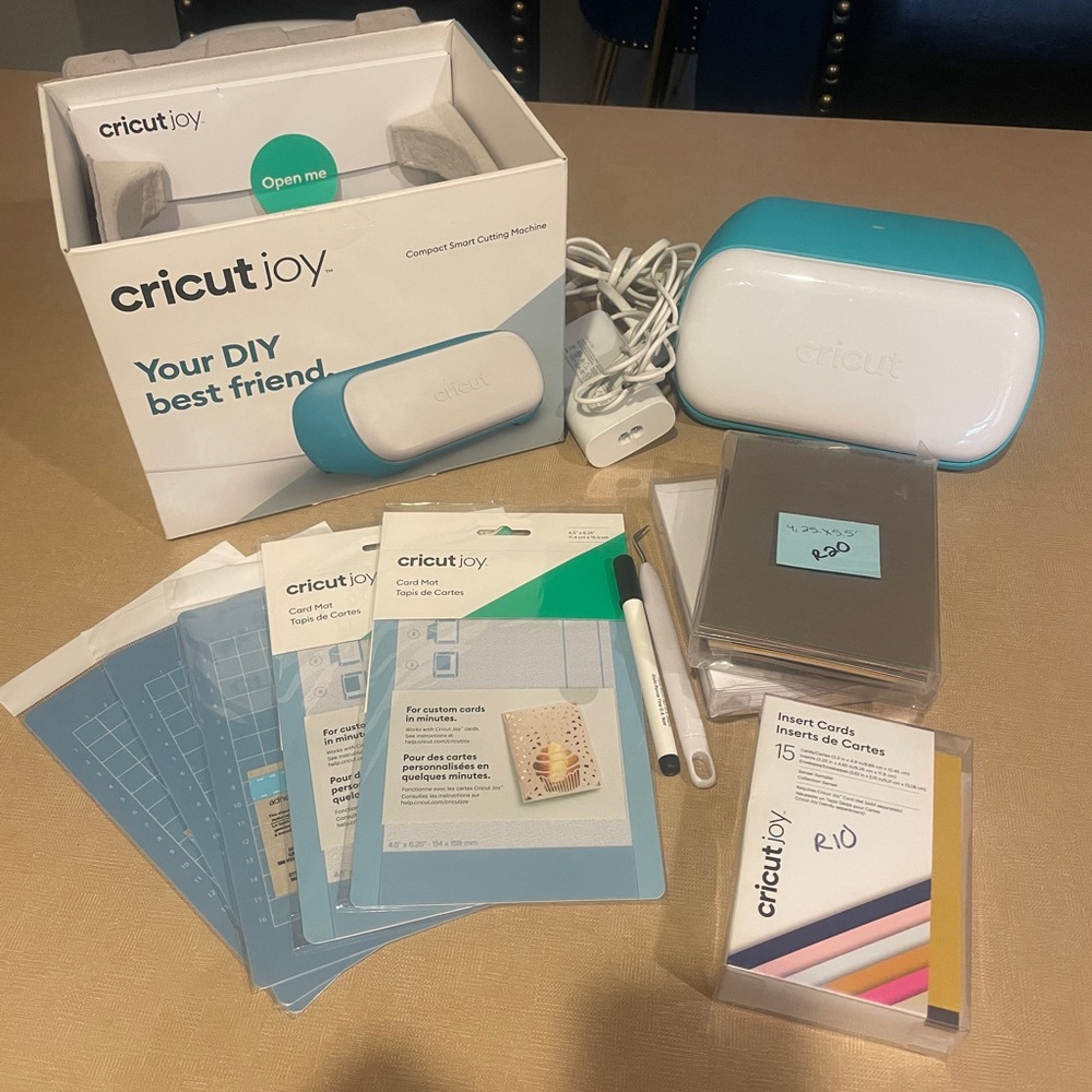 Cricut Joy Crafting Machine with Accessories